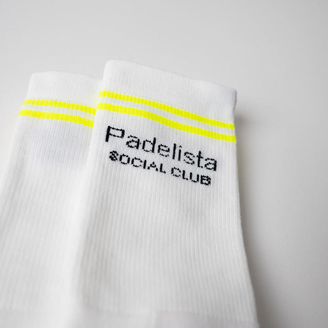 Nahaufnahme der Padelista Social Club Padel Socken von arrel