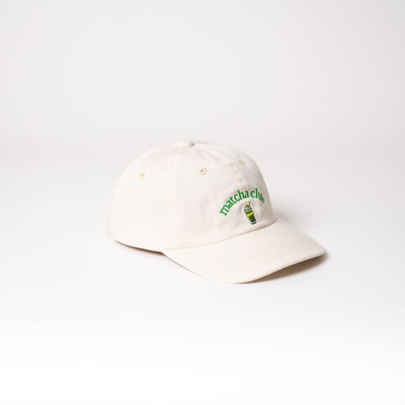 Matcha Club Dad cap aus Bio Baumwolle in beige von arrel von der Seite