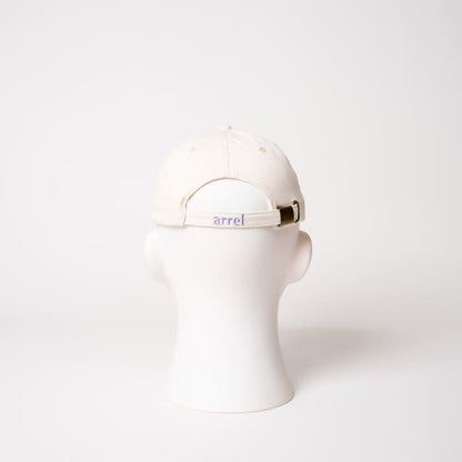 Verschluss der beigen Pay me like a white man mit lavendel-farbenen arrel Design
