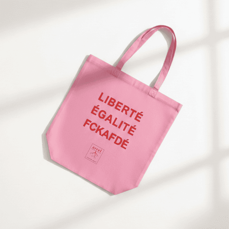 fckafd tote bag in pink mit roter Schrift liegend