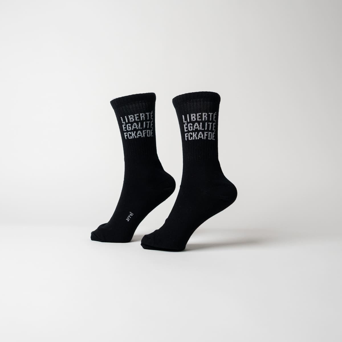 Liberté. Égalité. FCKAFDÉ Statement Socken in schwarz Nahaufnahme