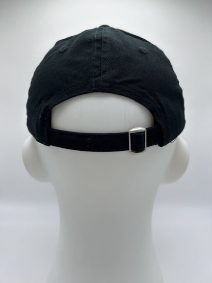 Verschluss der dog life balance dad cap von arrel in schwarz und orange