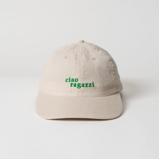 ciao ragazzi Cord Cap in beige mit grünem Design von arrel
