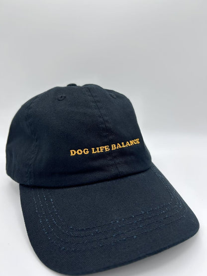 dog life balance organic dad cap von arrel in schwarz und orange von schräg vorne
